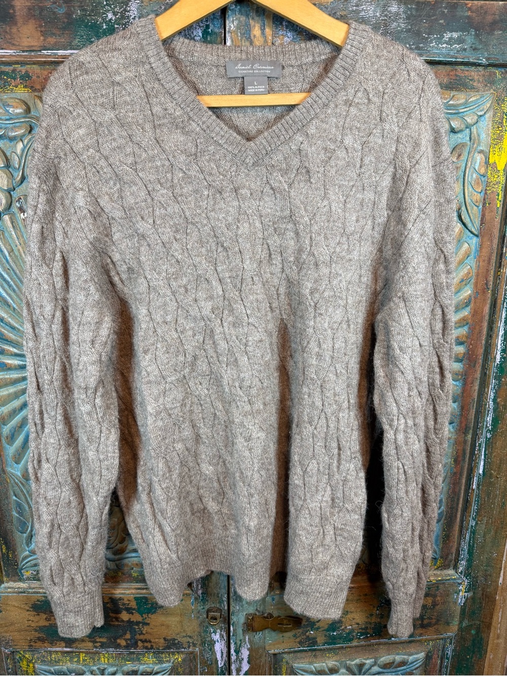 Alpaca Cableknit sweater